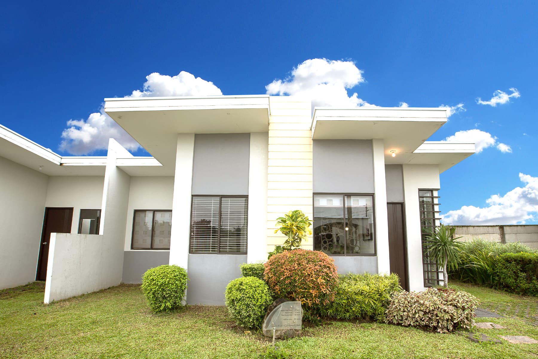 Amaia Scapes Trece Martires