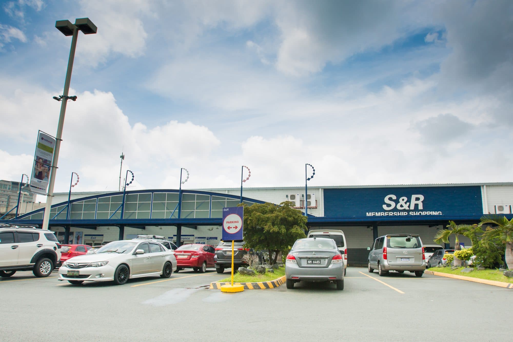 S&R Membership Shopping