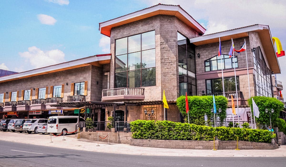 The Bauan Plaza Hotel