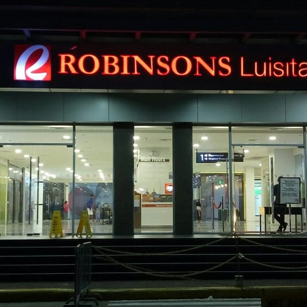 Robinsons Supermarket Luisita